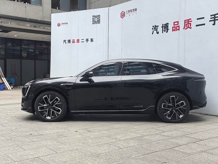 Avatr 11 2023 #5 Avatr 11 2023 car image #5