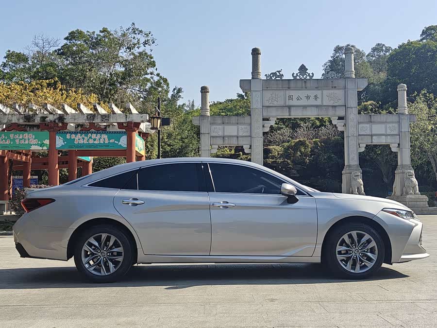 Toyota Avalon 2021 immagine di auto #5
