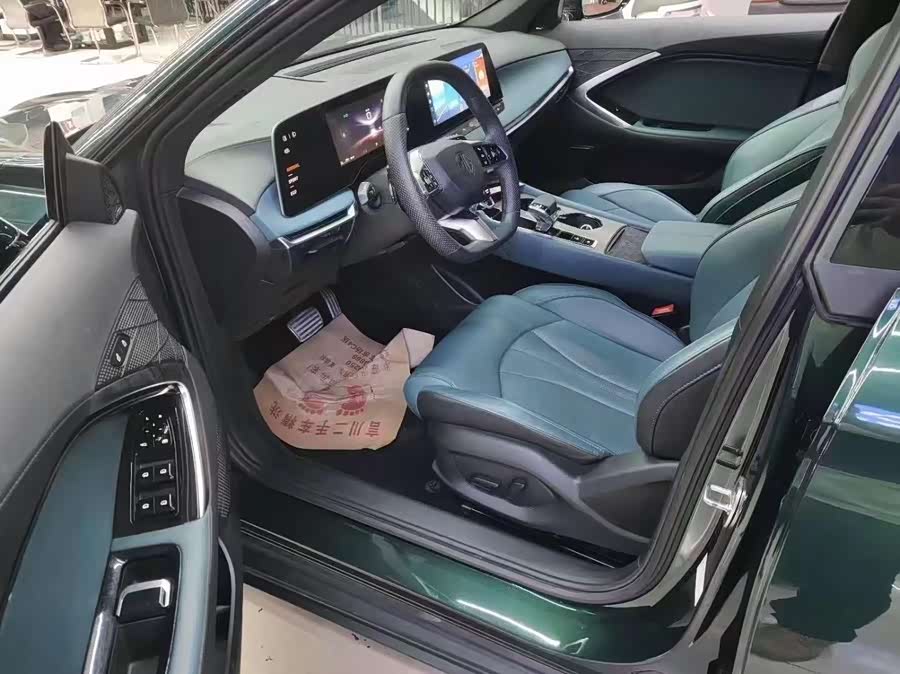 MG 7 2023 car image #5