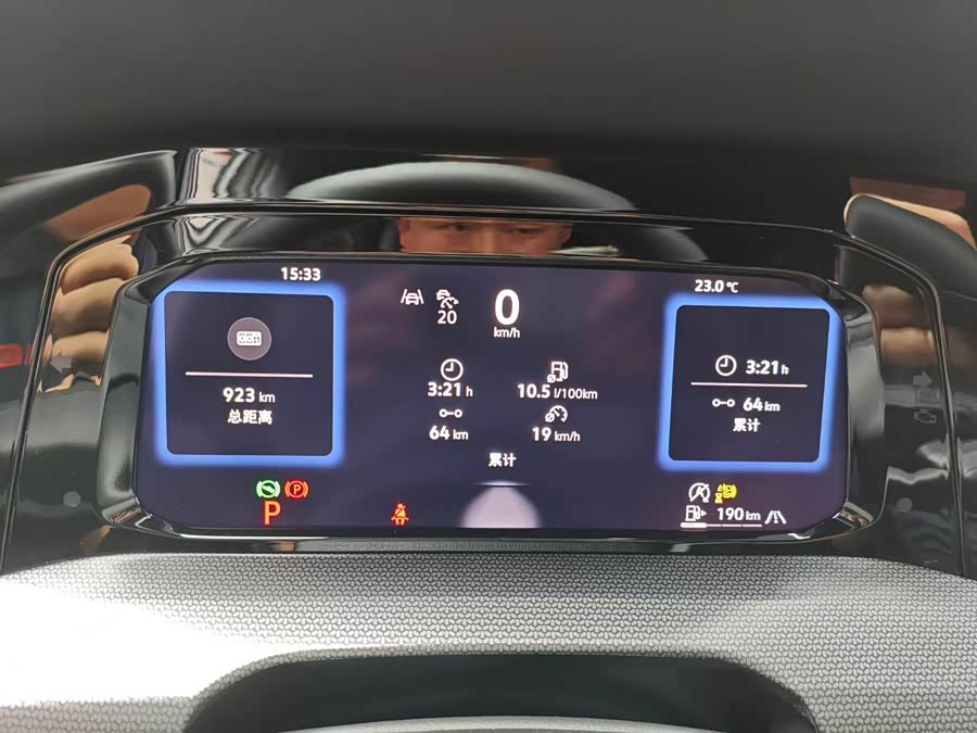 Volkswagen Golf 2024 car image #5