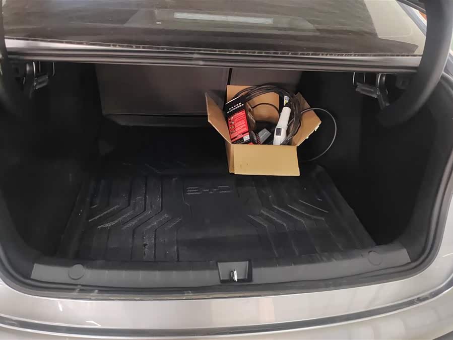 BYD Seal 05 DM-i 2025 car image #5