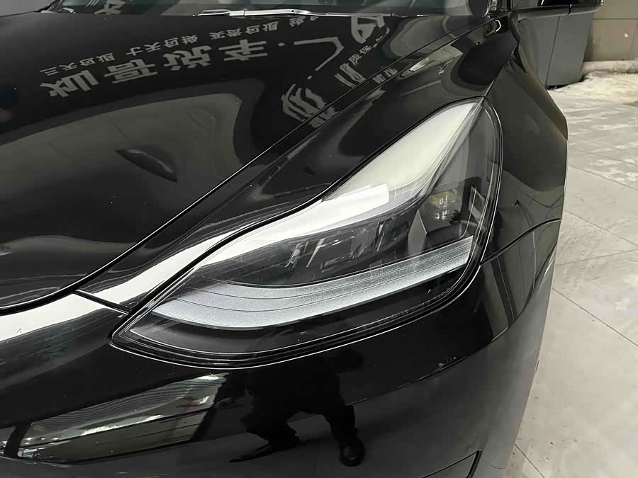 Tesla Model 3 2023 car image #5