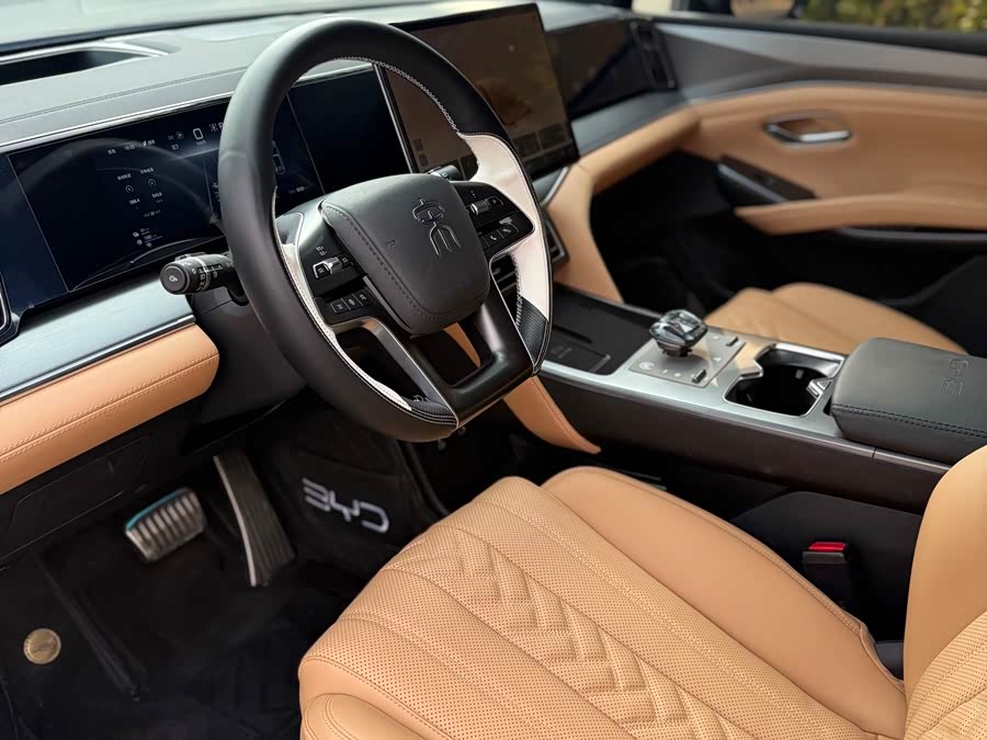 BYD SongL DM-i 2024 immagine di auto #5