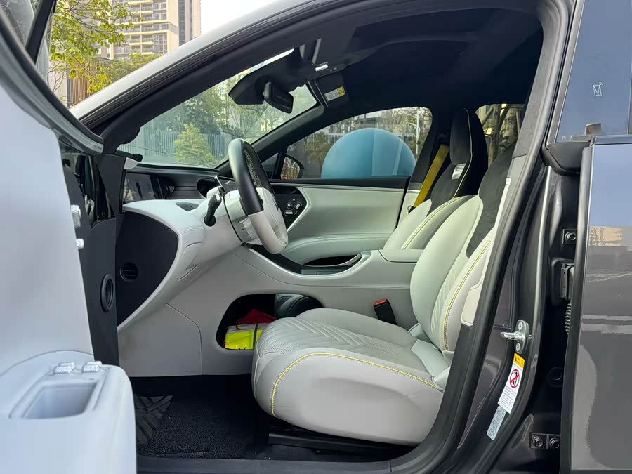 Avatr 11 2023 #5 Avatr 11 2023 car image #5