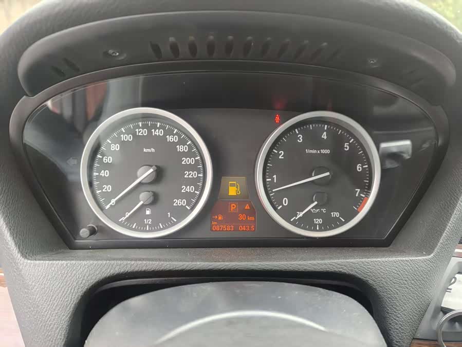 BMW X6 2010 immagine di auto #5