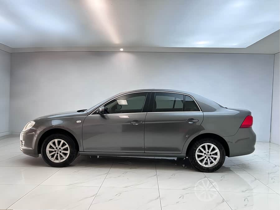 Volkswagen Bora 2012 immagine di auto #5