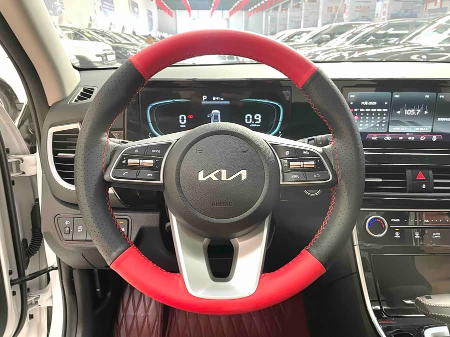 Kia Seltos 2024 imagen de coche #5