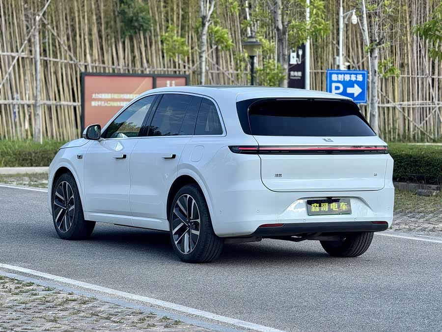 Li L6 2024 imagen de coche #5