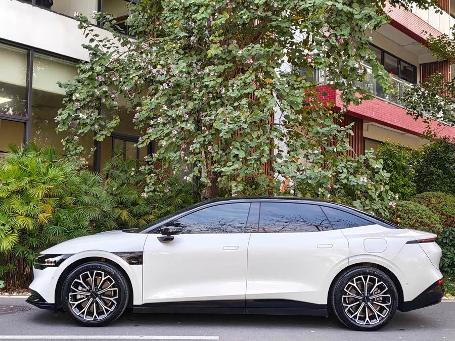 极氪 极氪007 2024 汽车图片 #5