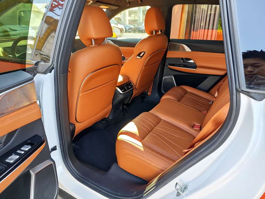 Xpeng G9 2023 صورة سيارة #5