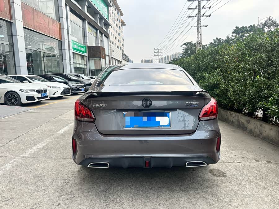 5 2021 car image #5