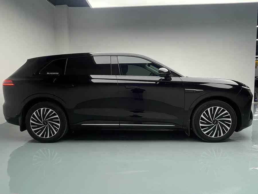 Exceed Stellar Era ET 2024 car image #5