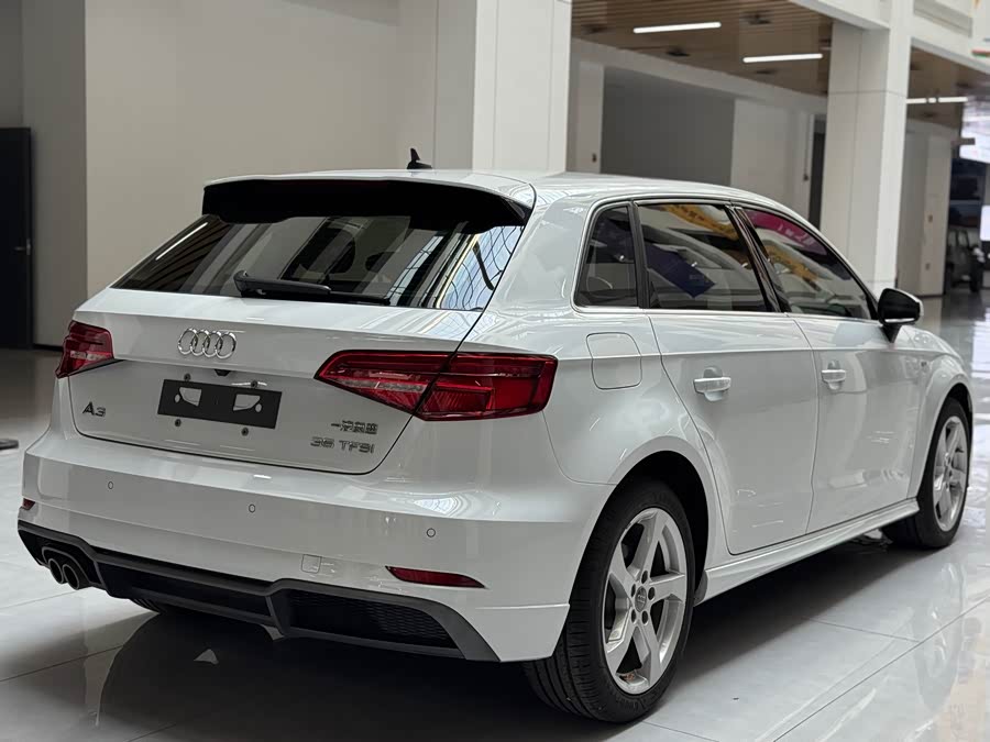 Audi A3 2020 car image #5