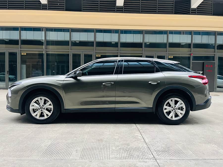 Citroen C5 X 2024 car image #5