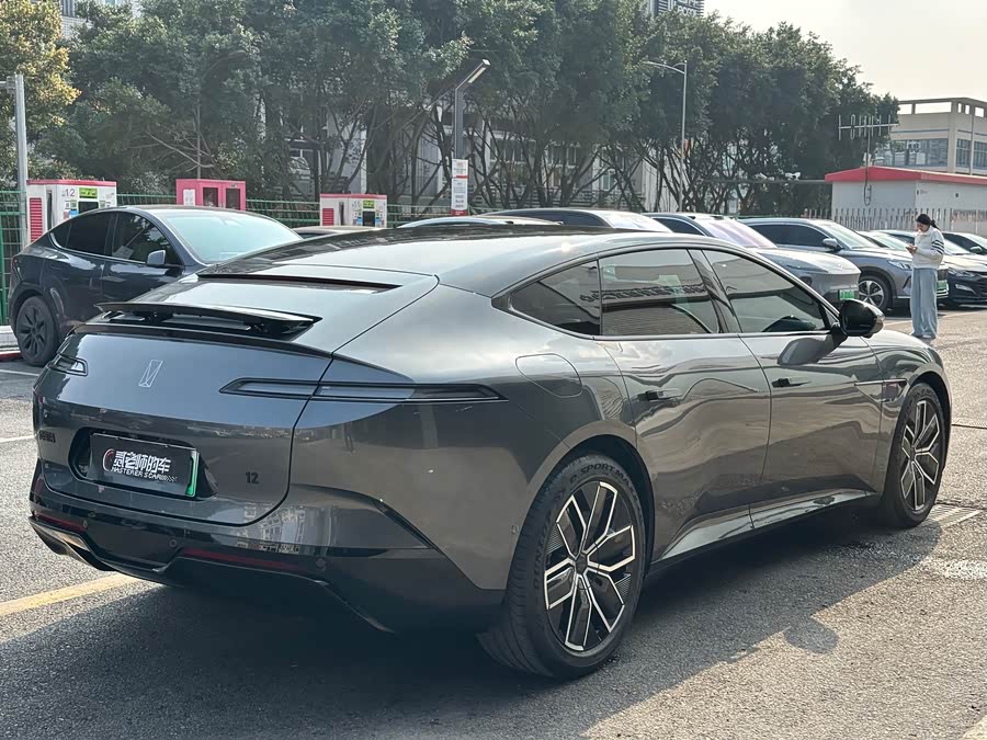 Avatr 12 2024 #5 Avatr 12 2024 car image #5