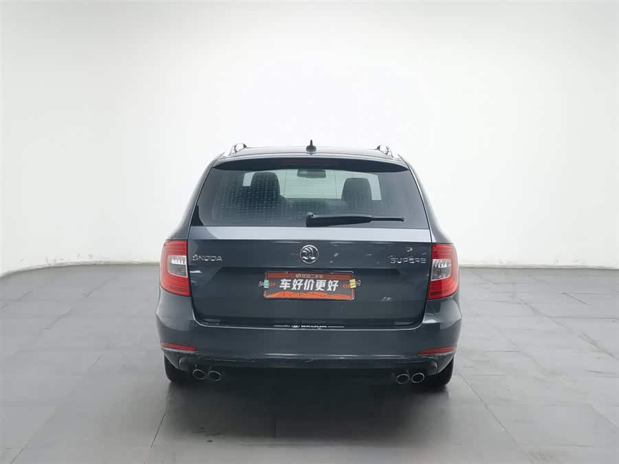 Skoda Superb Combi 2014 immagine di auto #5