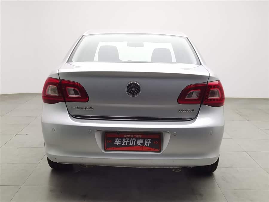 Volkswagen Bora 2012 immagine di auto #5