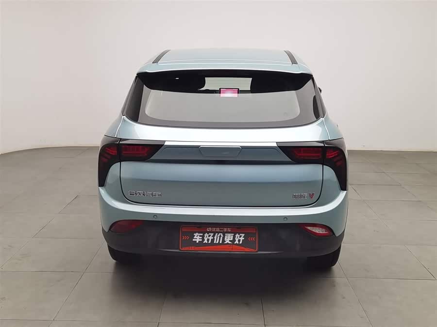 哪吒汽车 哪吒V 2021 汽车图片 #5