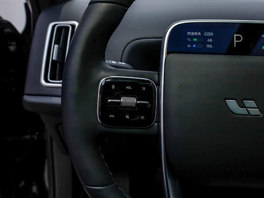 Li L7 2025 car image #5