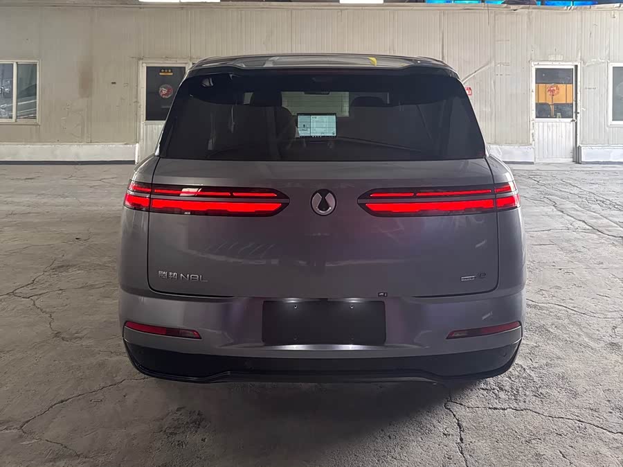 Denza #5 Denza car image #5