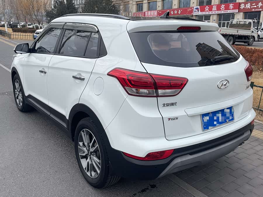 Hyundai ix25 2019 #5 Hyundai ix25 2019 car image #5