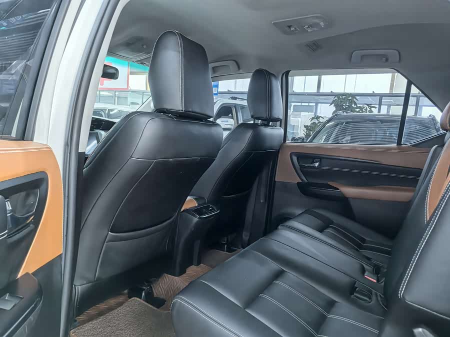 Toyota Fortuner 2019 car image #5