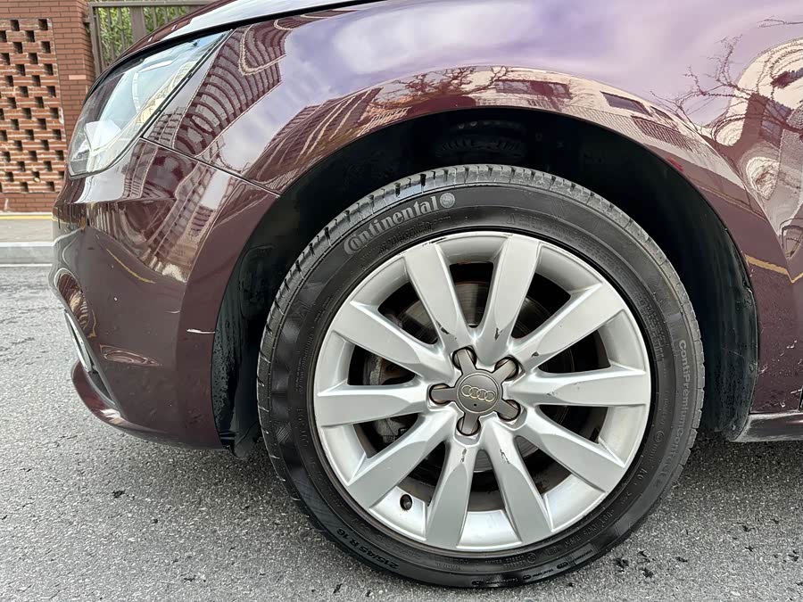 Audi A1 2015 car image #5