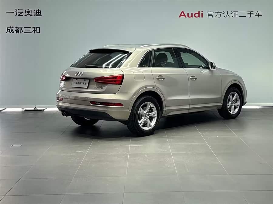 Audi Q3 2019 car image #5