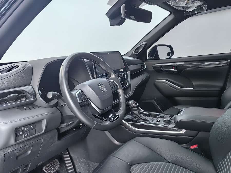 Toyota Crown Kluger 2022 car image #5