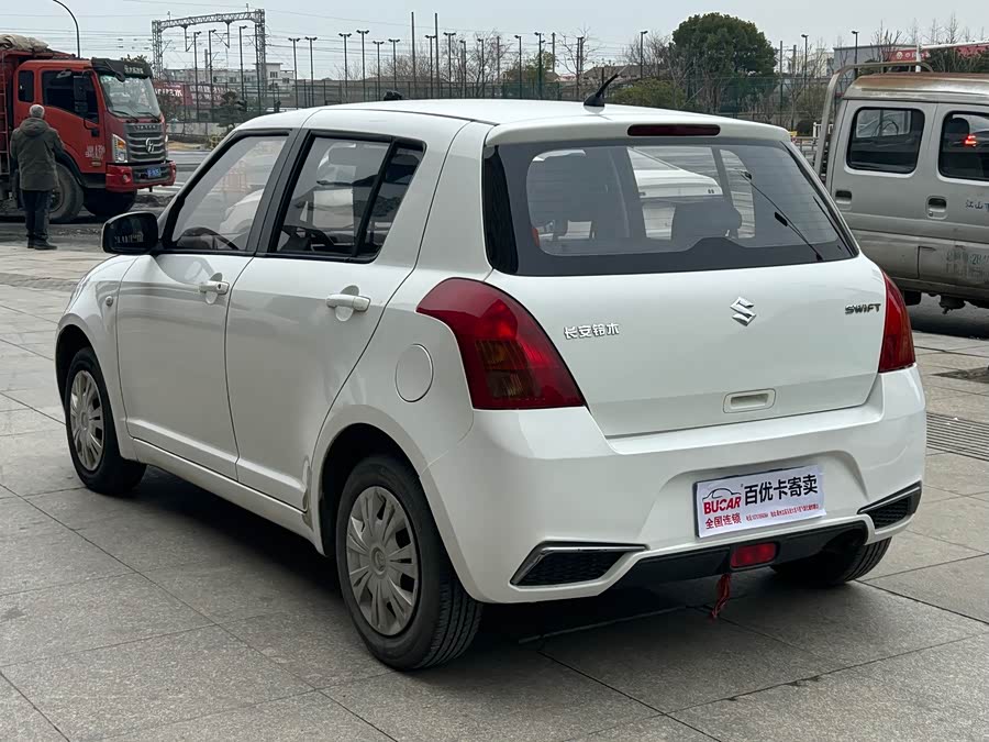 Suzuki Swift 2016 car image #5