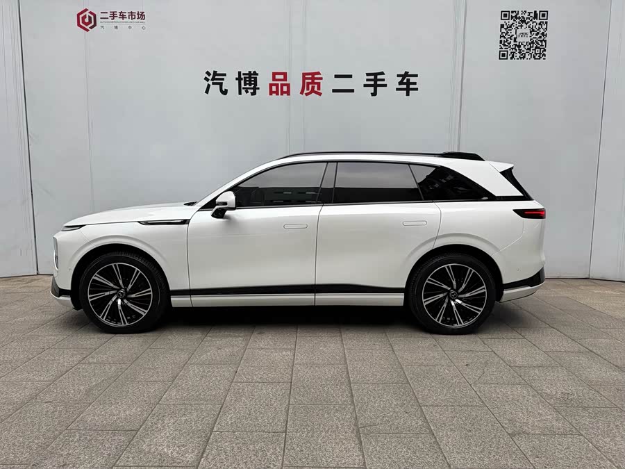 Xpeng G9 2025 car image #5