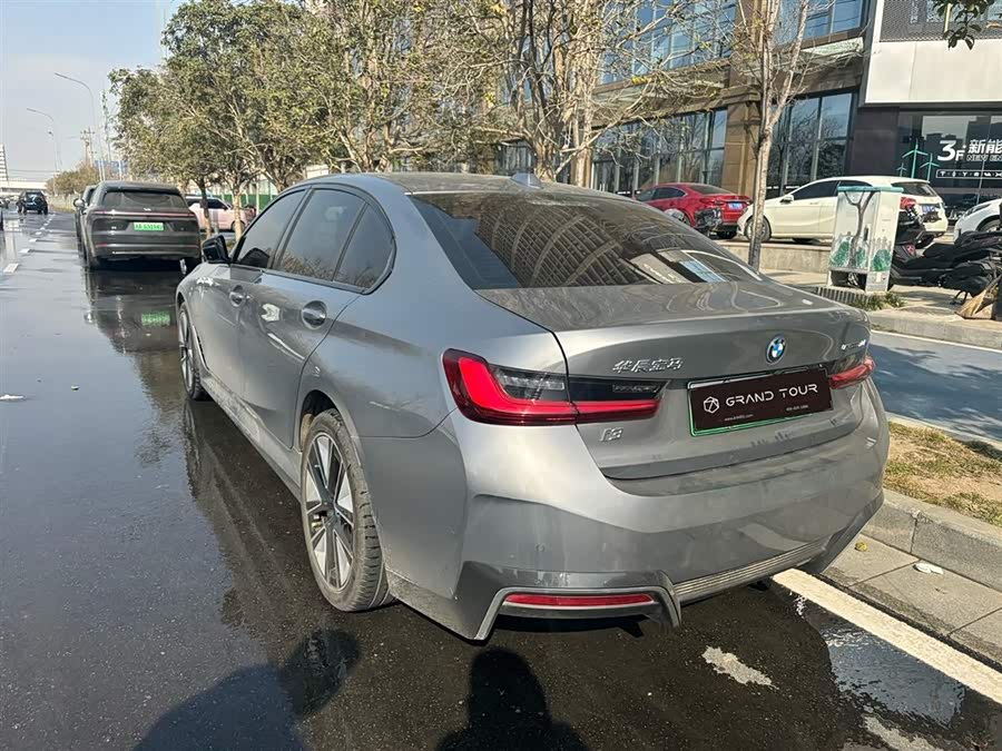 BMW i3 2023 car image #5