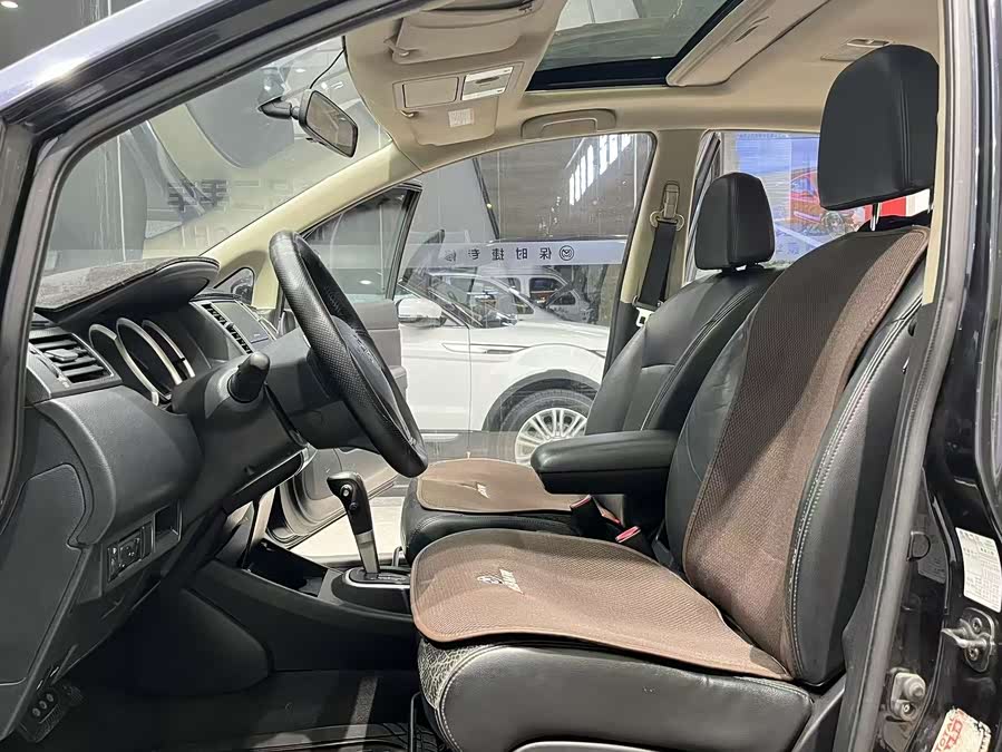 日产 骐达TIIDA 2009 汽车图片 #5