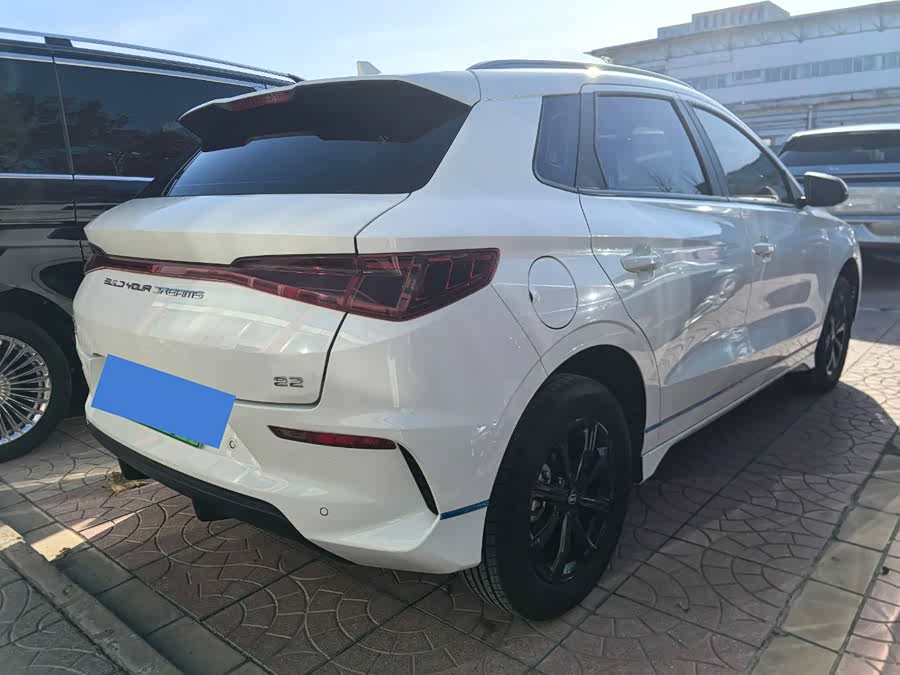 BYD e2 2020 изображение автомобиля #5