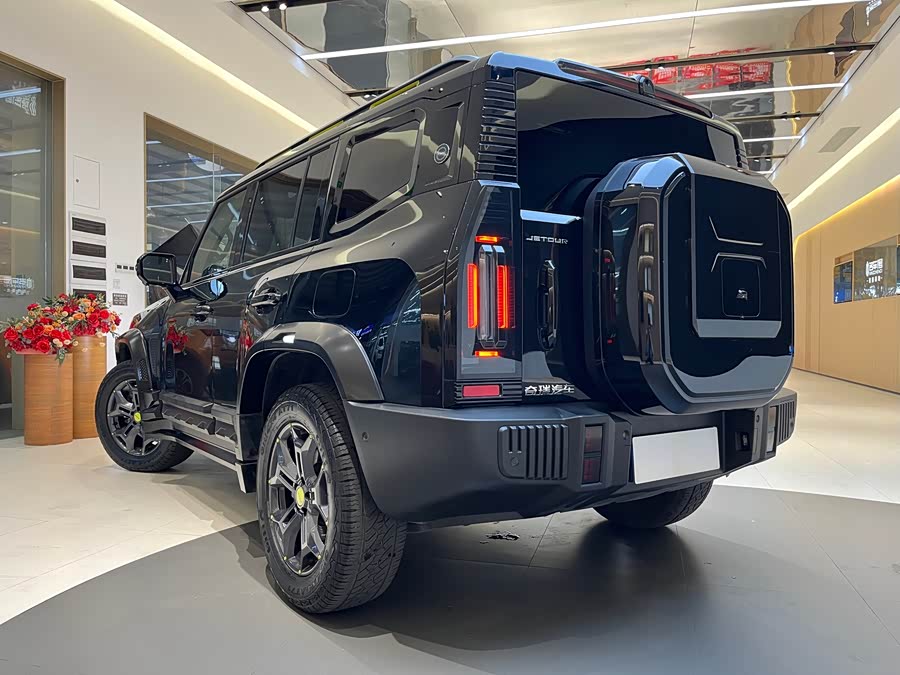 Jetour Traveller 2023 car image #5