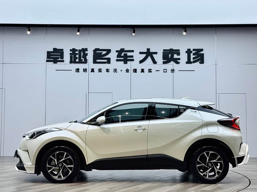 Toyota C-HR 2020 immagine di auto #5