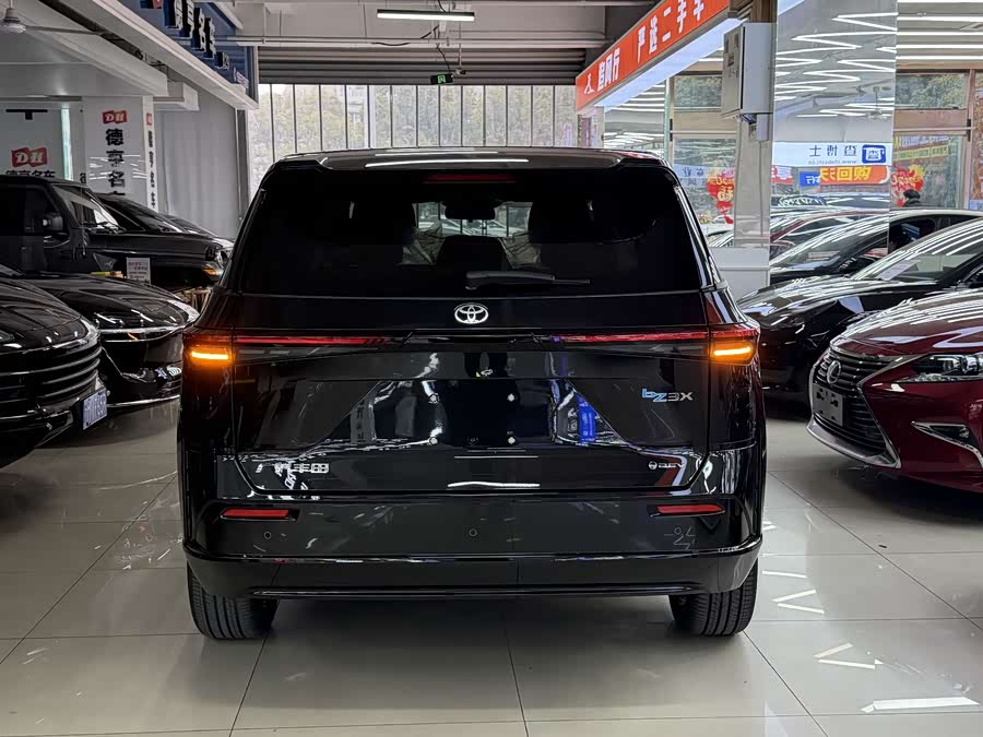 丰田 铂智3X 2026 #5 丰田 铂智3X 2026 汽车图片 #5