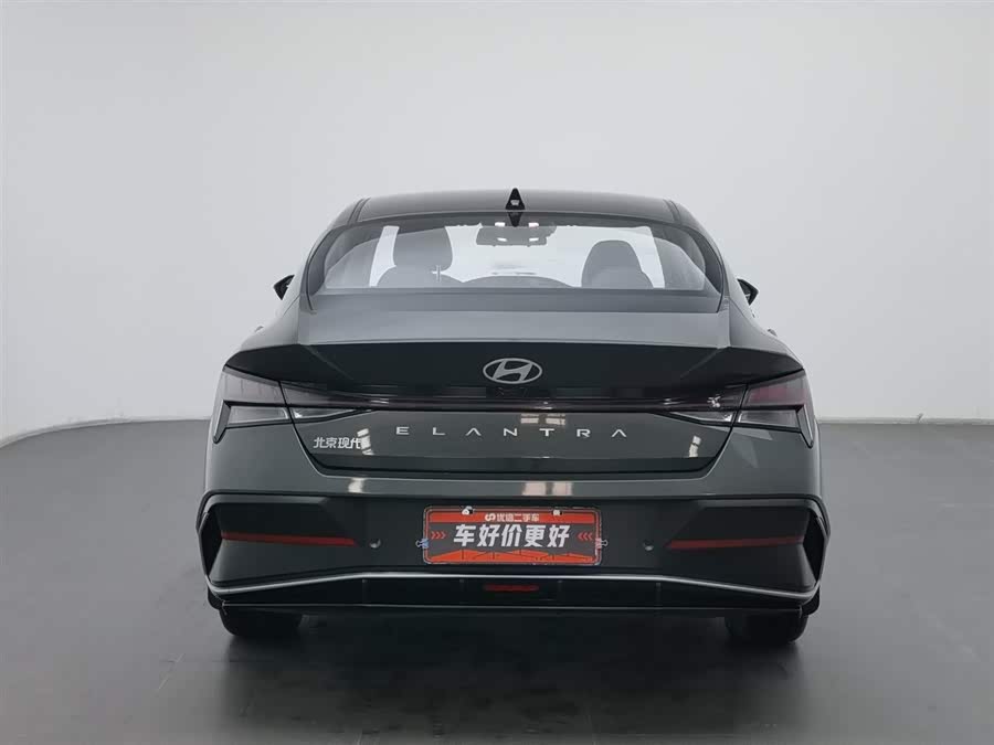 Hyundai Elantra 2023 immagine di auto #5