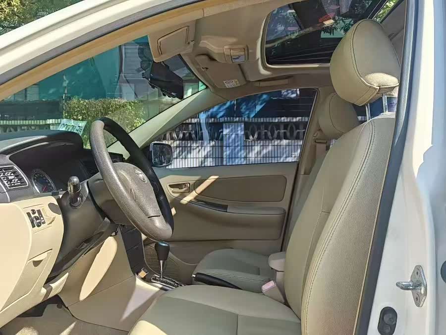 Toyota Corolla (Classic) 2014 car image #5