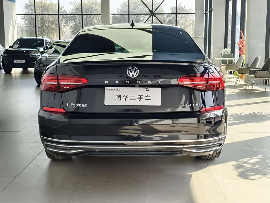 Volkswagen Passat 2019 car image #5