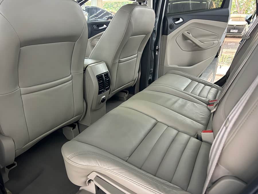 Ford Kuga 2014 صورة سيارة #5