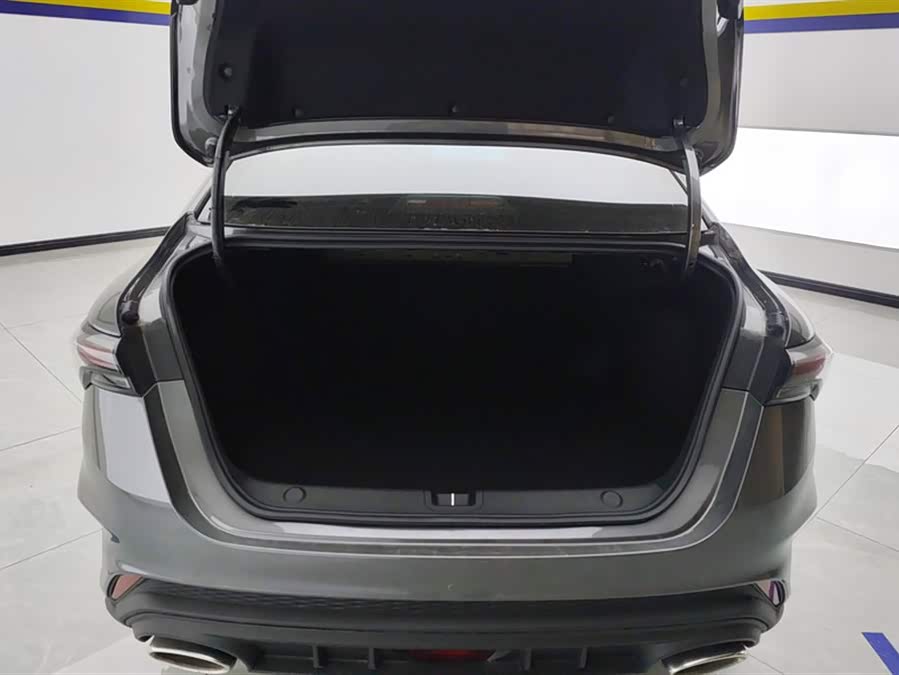 GEELY Binray 2025 car image #5