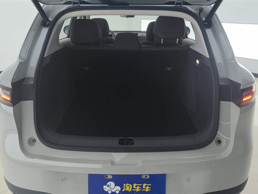 零跑汽车 零跑B10 2025 汽车图片 #5