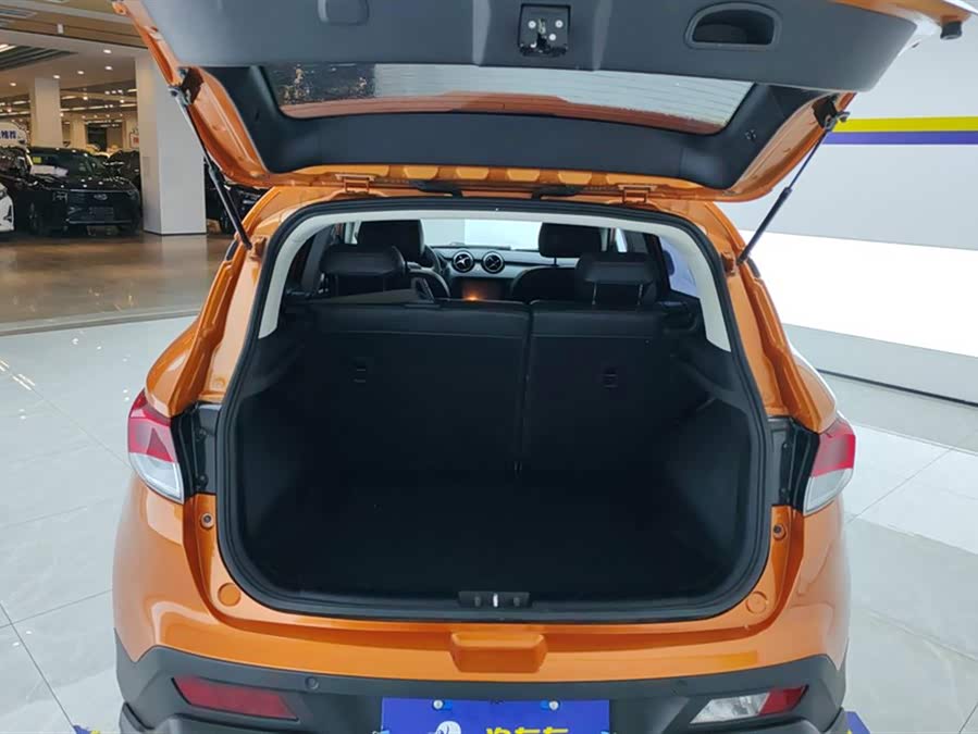 Soueast DX3 2017 صورة سيارة #5