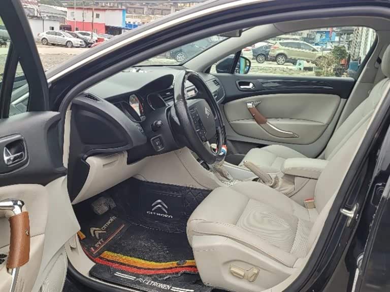 Citroen C5 2010 immagine di auto #5