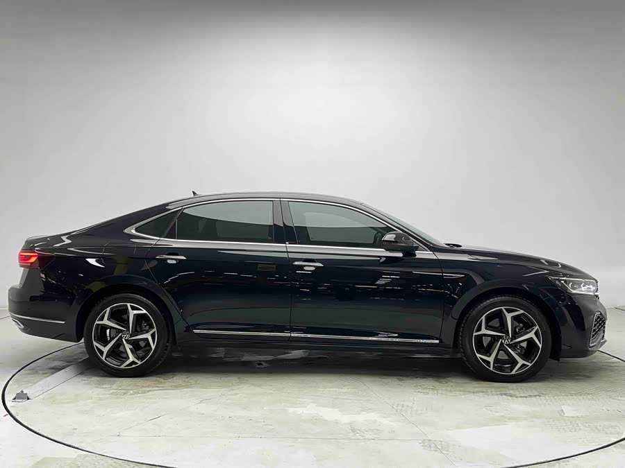 Volkswagen Passat 2023 #5 Volkswagen Passat 2023 car image #5