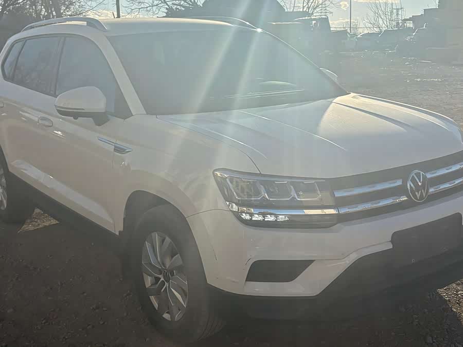 Volkswagen Tharu 2022 immagine di auto #5