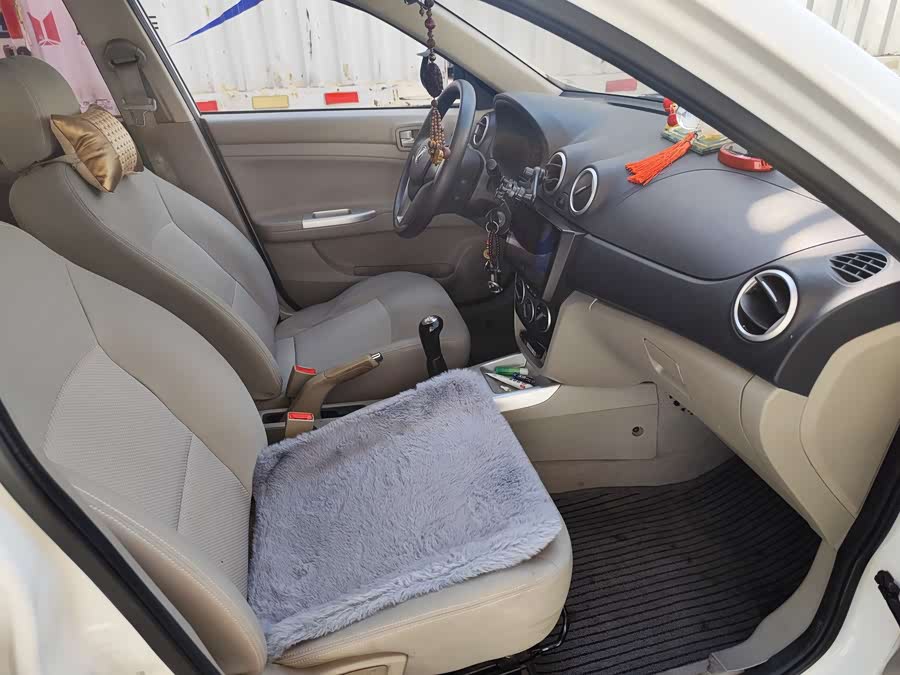 Changan Alsvin V3 2017 immagine di auto #5