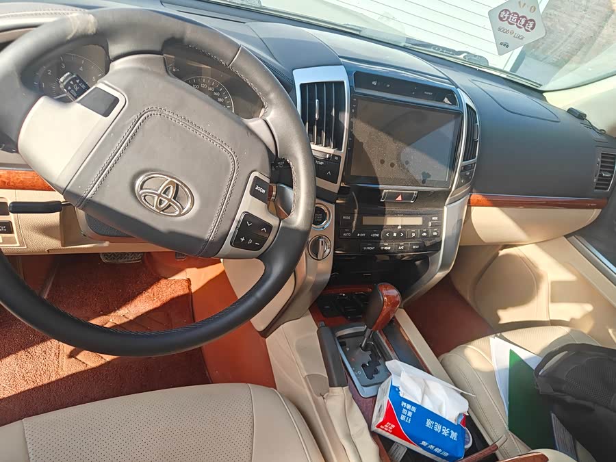 Toyota Land Cruiser 2014 car image #5