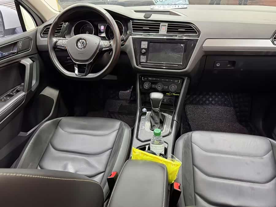 Volkswagen Tiguan L 2019 car image #5